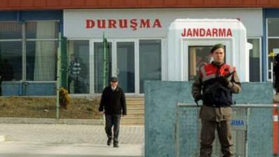 Balyoz hakimiyle Baro Başkanı tartıştı!