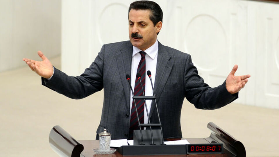 Bakan Çelik hastaneye kaldırıldı