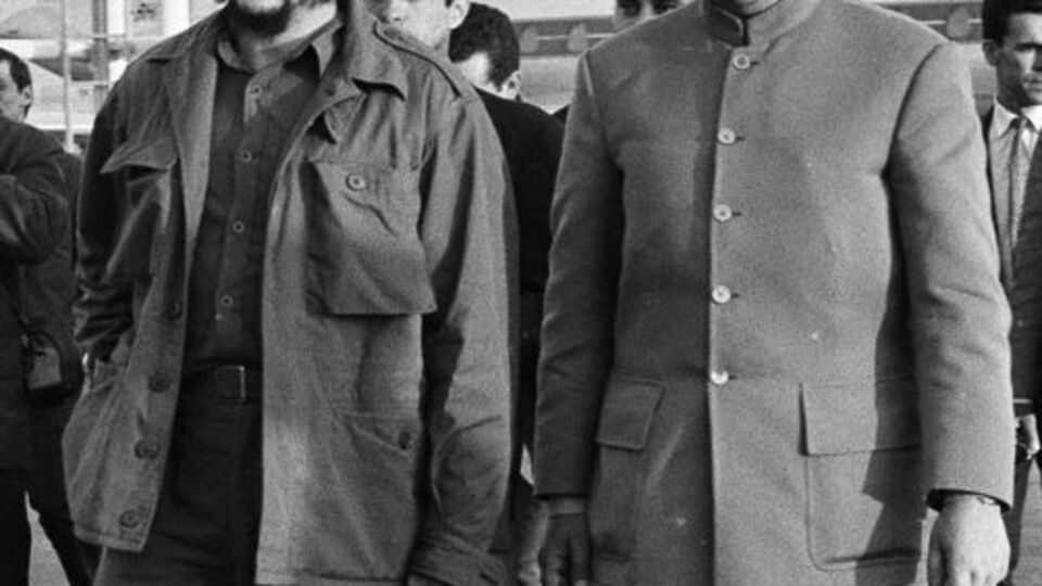 Cezayir 'baba'sını kaybetti