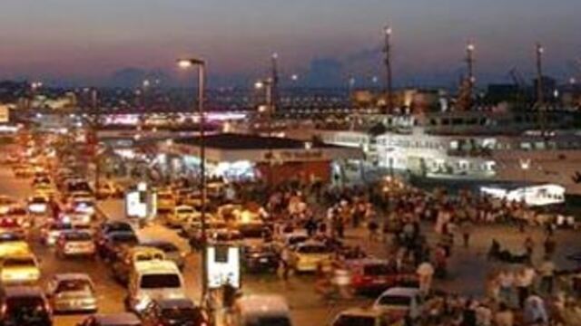 İstanbul'un kalbi trafiğe kapanıyor!