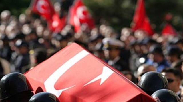 "Bingöl'de 33 asker pisi pisine şehit oldu!"