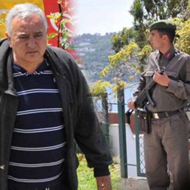 Erol Özkasnak evinin önüne jandarma çağırdı
