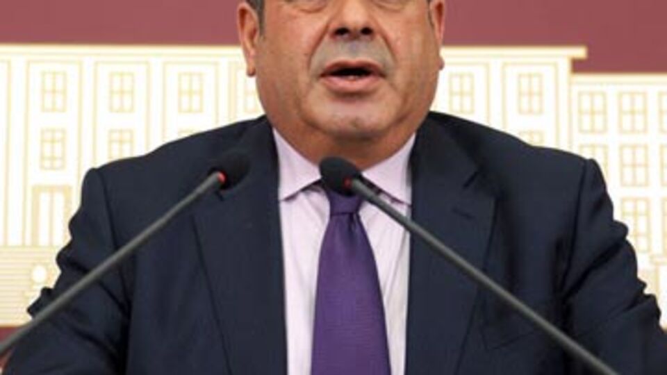 "Telefonlarımızı dinleyenlerin peşini bırakmayacağız"