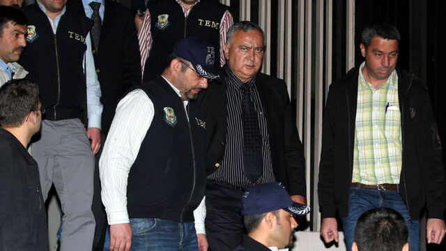 Özkasnak da Çevik Bir gibi Karadayı'yı işaret etti