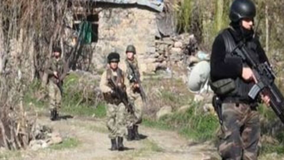 Hakkari'de büyük operasyon! GALERİ