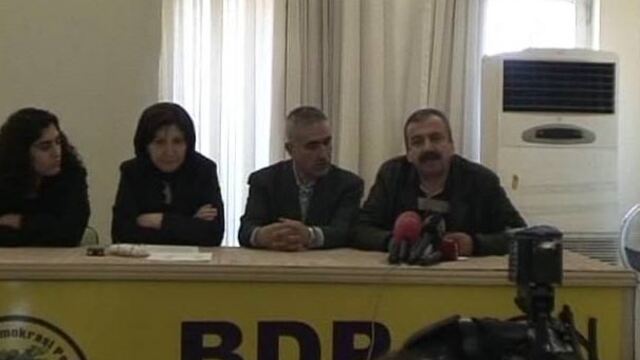 "Bugün 23 Nisan neşe dolmuyor insan"