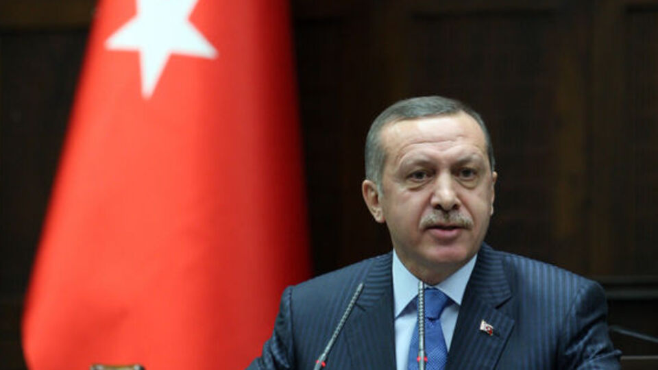 "Bu ülkede darbelerin kuvözünde sadece CHP üremiştir"