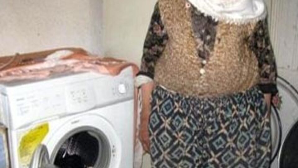 İlk işi çamaşır makinesi almak oldu