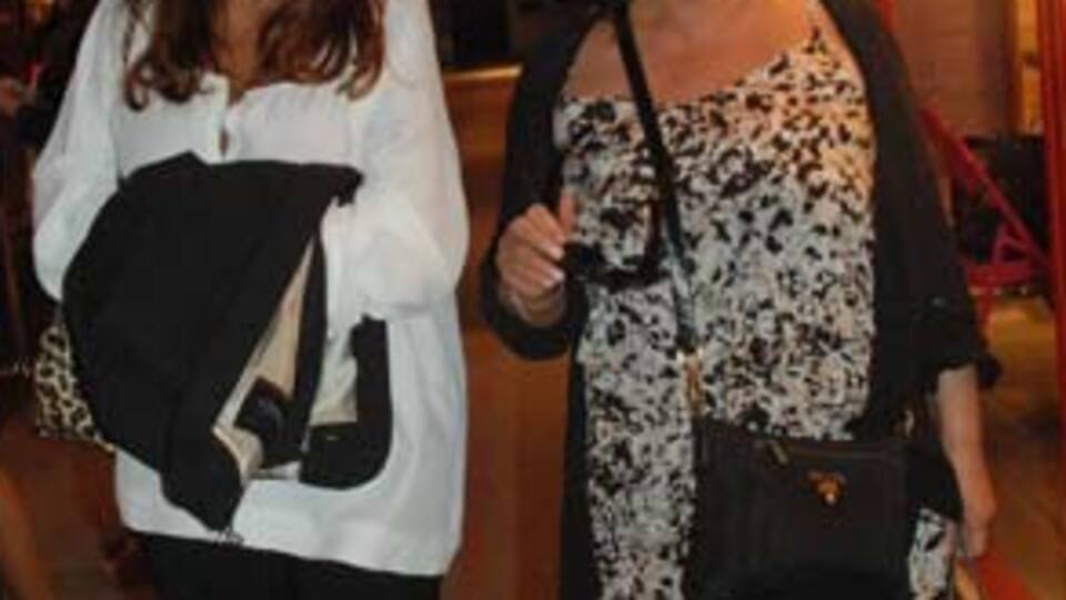 Ayşe'nin annesi boşanmaya ne dedi?