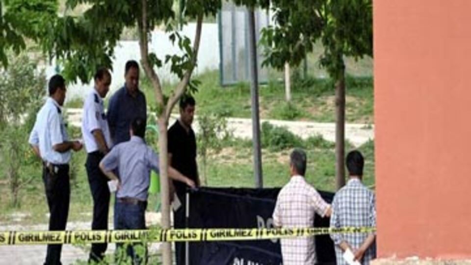 Okul bahçesinde cinayet!