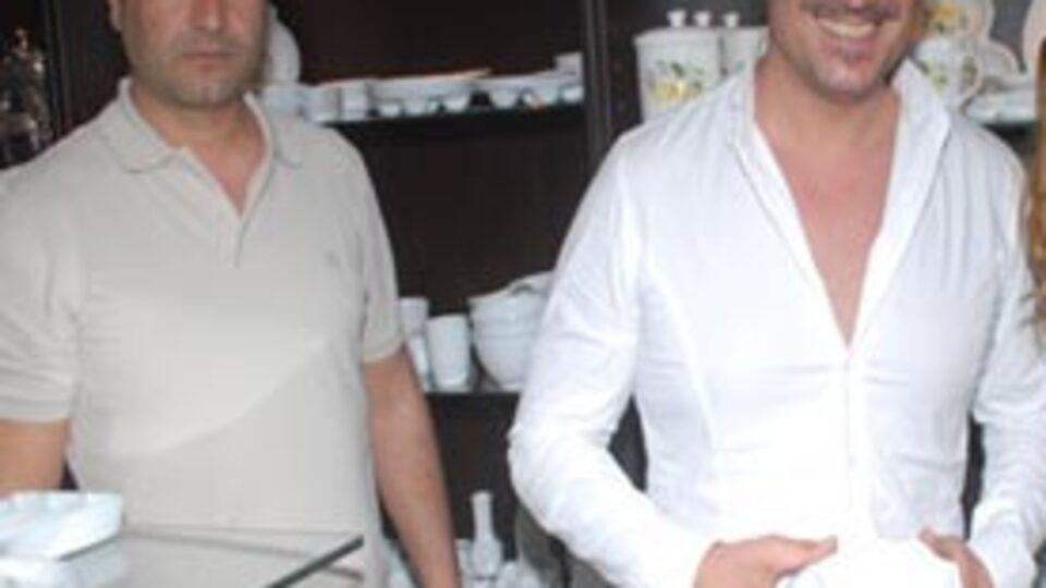 Şenol İpek düğün alışverişinde!