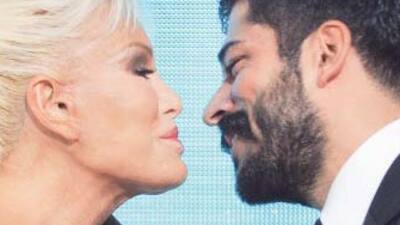 Malkoçoğlu'nu öptü!