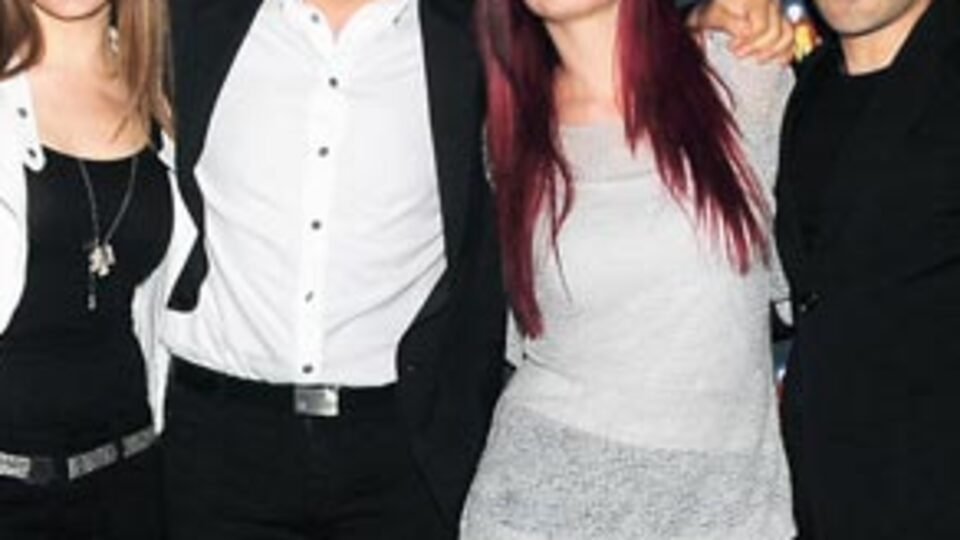 Aile gibi ekip!