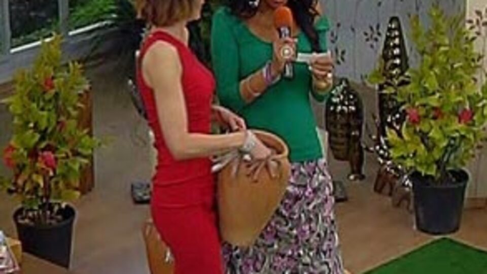 Ünlü dansöze yayında kısmet!