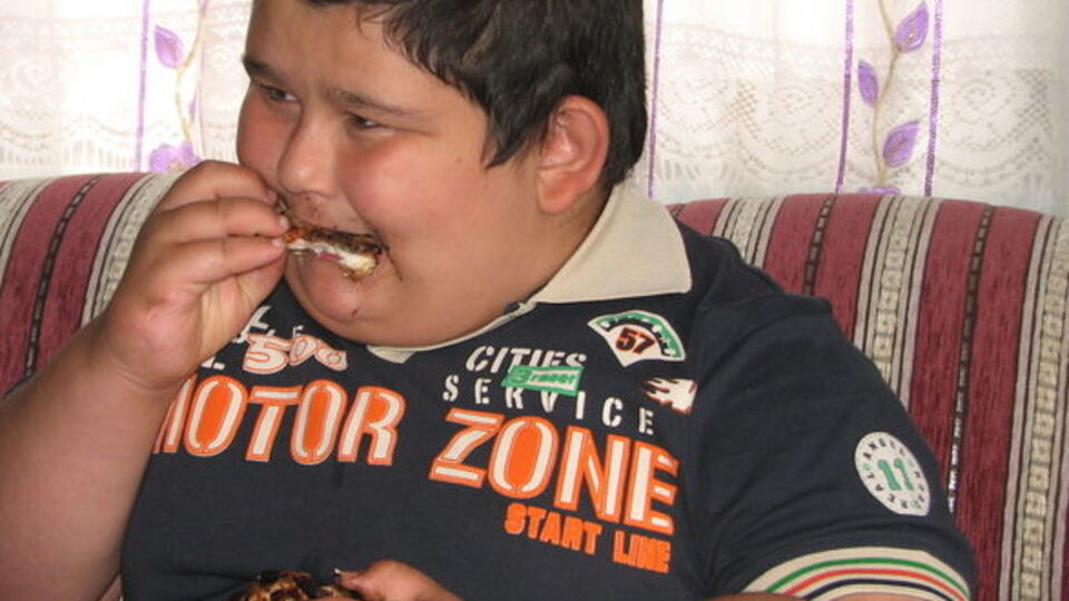 9 yaşında 90 kilo!