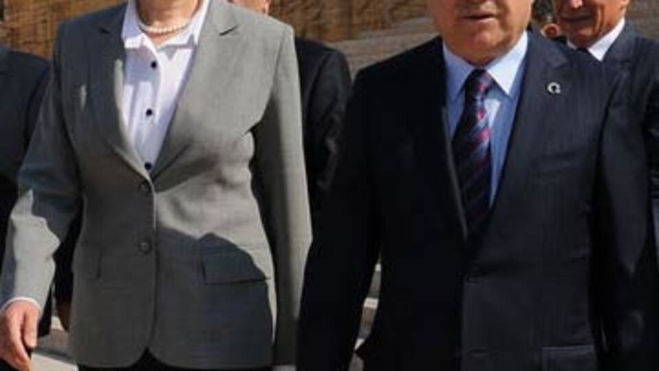 Çiçek'ten Akşener'e ziyaret!