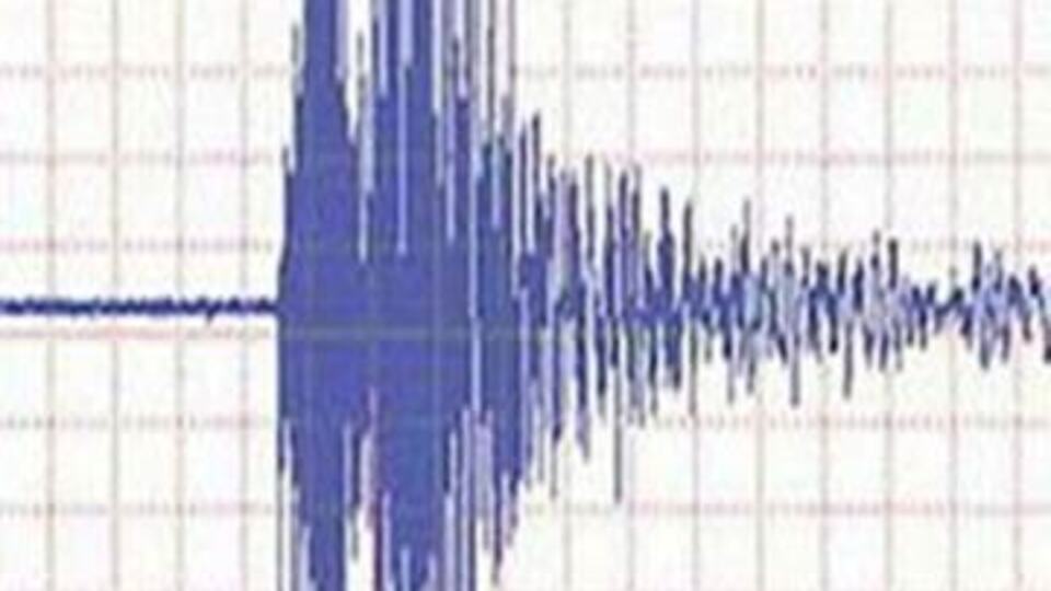 Van'da deprem!