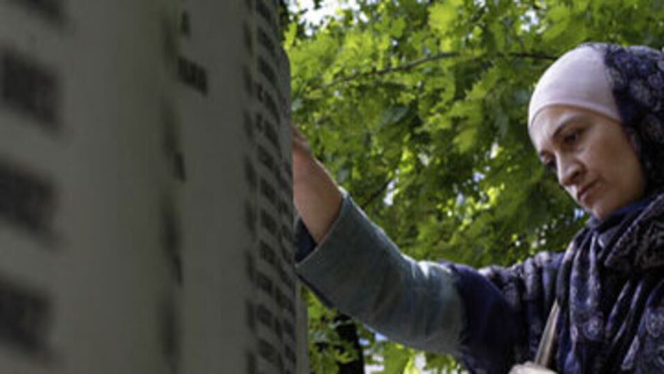Srebrenitsa'da Boşnaklar zor durumda!