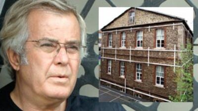 "Taş Mektep ticarethane değil"