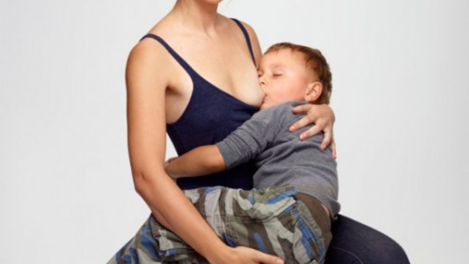 4'üne kadar emziririm!