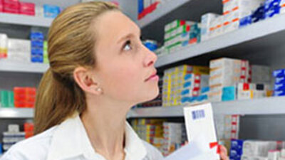 Eczacılara yeni kimlik!