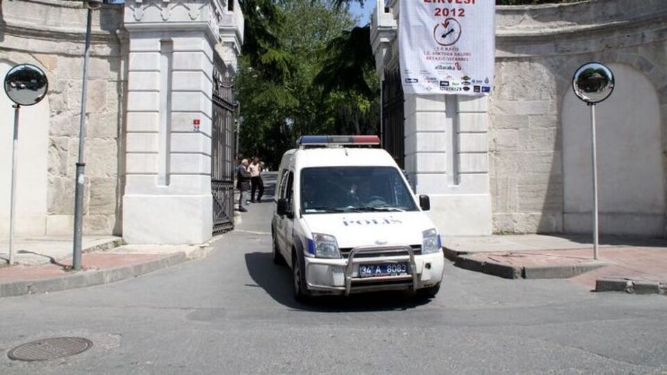 İstanbul Üniversitesi'ndeki patlama: İki öğrenci gözaltında
