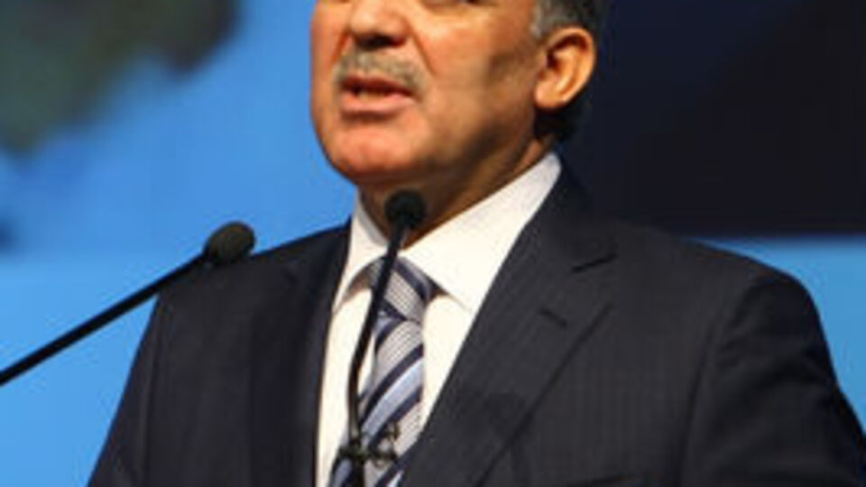 Gül'den iki hükümlüye af!