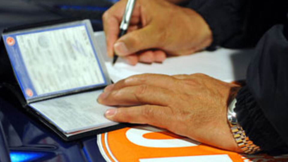 Ehliyete süresiz el koymaya son!