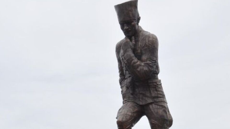 En büyük Atatürk heykeli! GALERİ