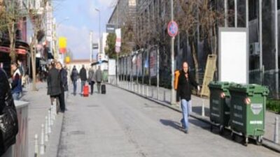 115 cadde sadece yayaların oluyor