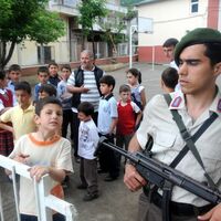 Civa zehirlenmesi 22 öğrenciyi hastanelik etti