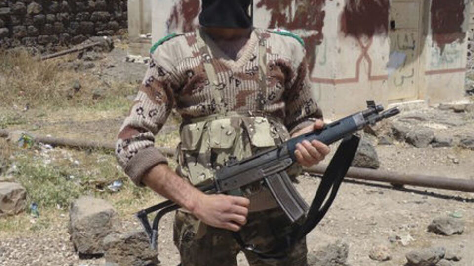 Muhalifler suikast iddialarında ısrarlı