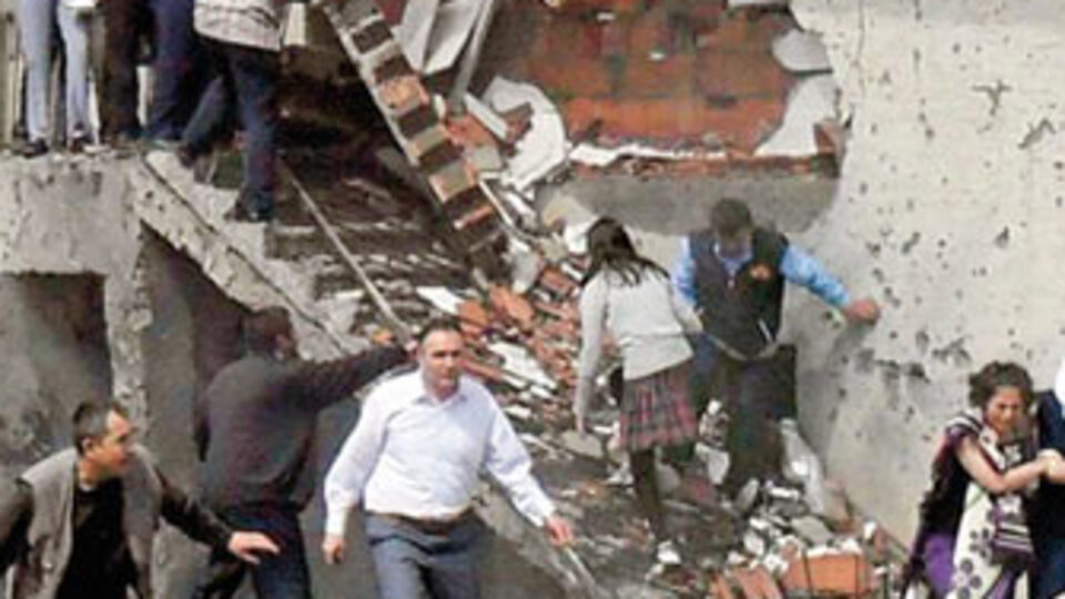 Canlı bomba amacına ulaşamadı