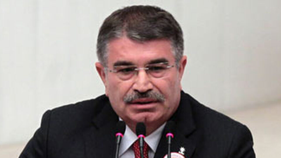 "Partimizin temsilcisi İdris Naim Şahin"