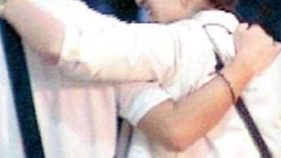 Sıla sarmaş dolaş!