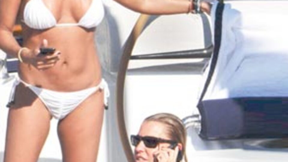 Şen dullar Bodrum'da!