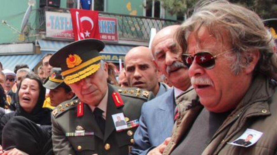 "Sözün bittiği yerdeyiz!" GALERİ