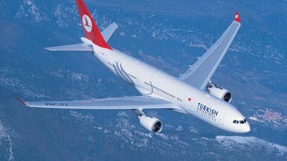 Sağanak yağmur yön değiştirtti