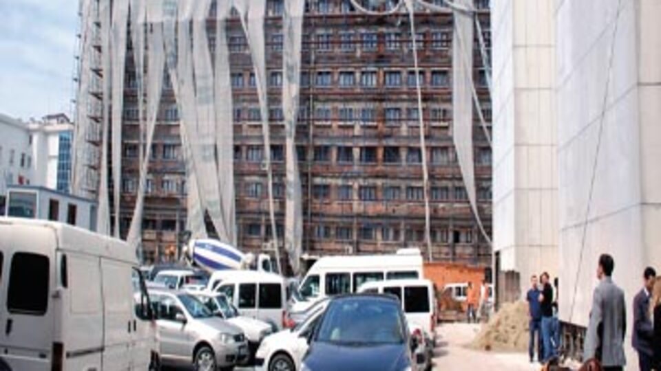 Emniyeti ateş basacak