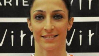 Özge Kırdar Eczacıbaşı'nda!