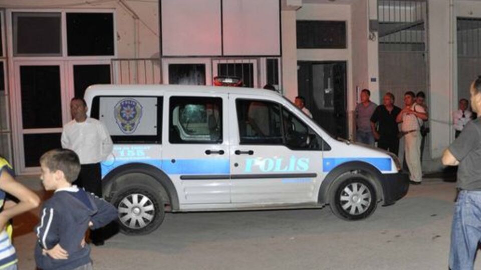 Ünlü Kısmet Otel'de intihar!