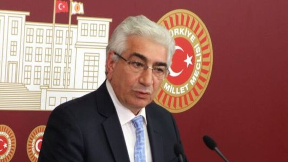 Yeni anayasa için 3 maddede uzlaşı