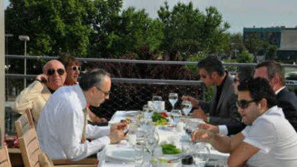 İkisi bir arada