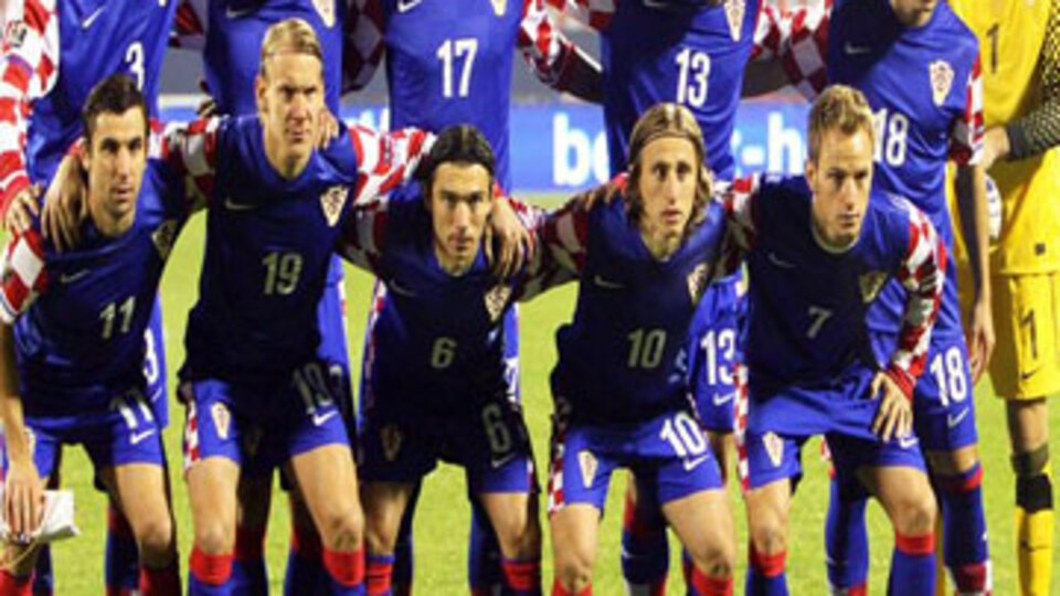 Olic, Modric ikilisine dikkat!