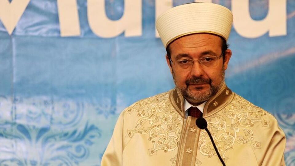 Bozdağ: Diyanet laik olmamalı
