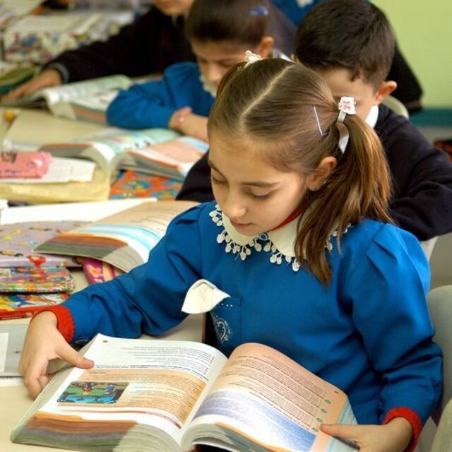 Okullarda kılık- kıyafette serbestlik uygulansın mı?