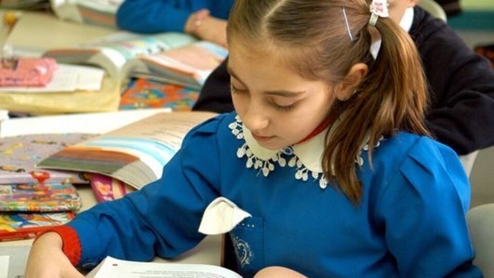 Okullarda kılık- kıyafette serbestlik uygulansın mı?