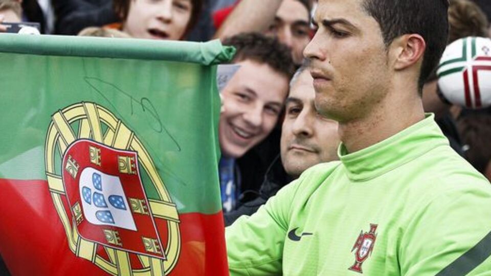 Gidiyorum gündüz gece!