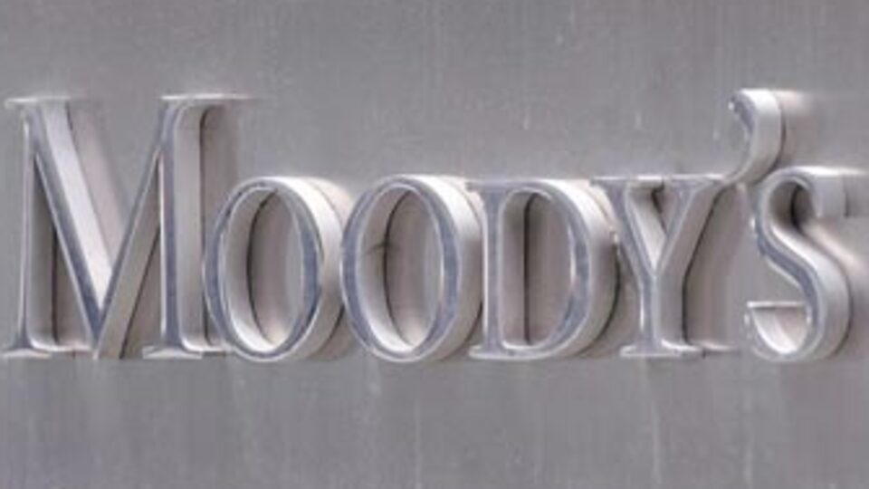 Avrupa bankalarına Moody's darbesi!