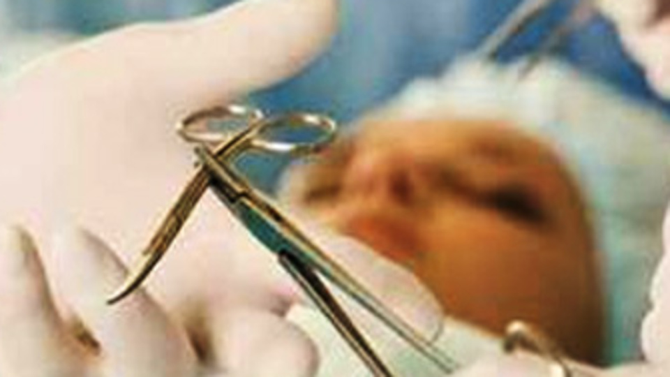 Geç kürtaj yaptıran anneye 1, doktora 4 yıl!